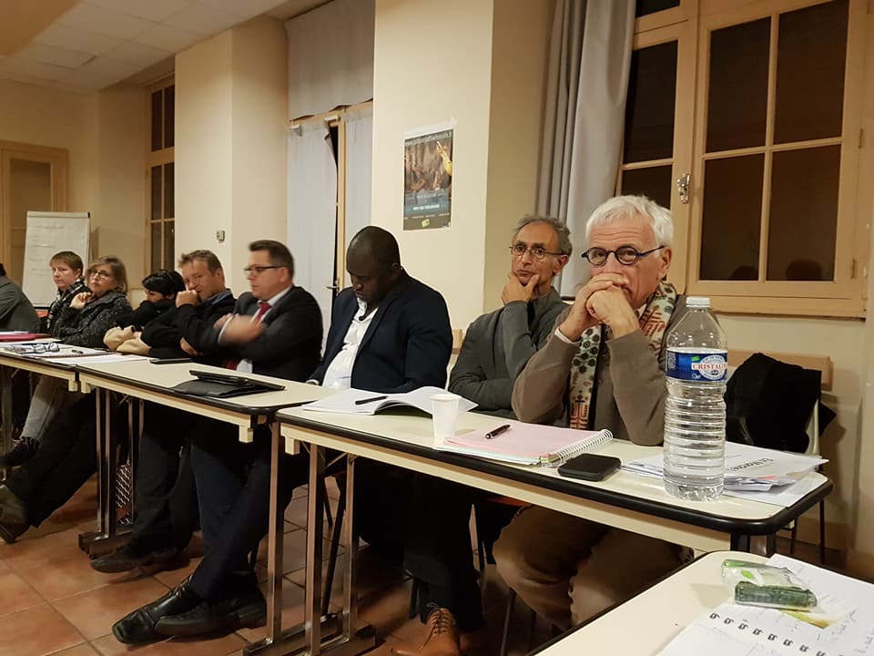 Politique em323